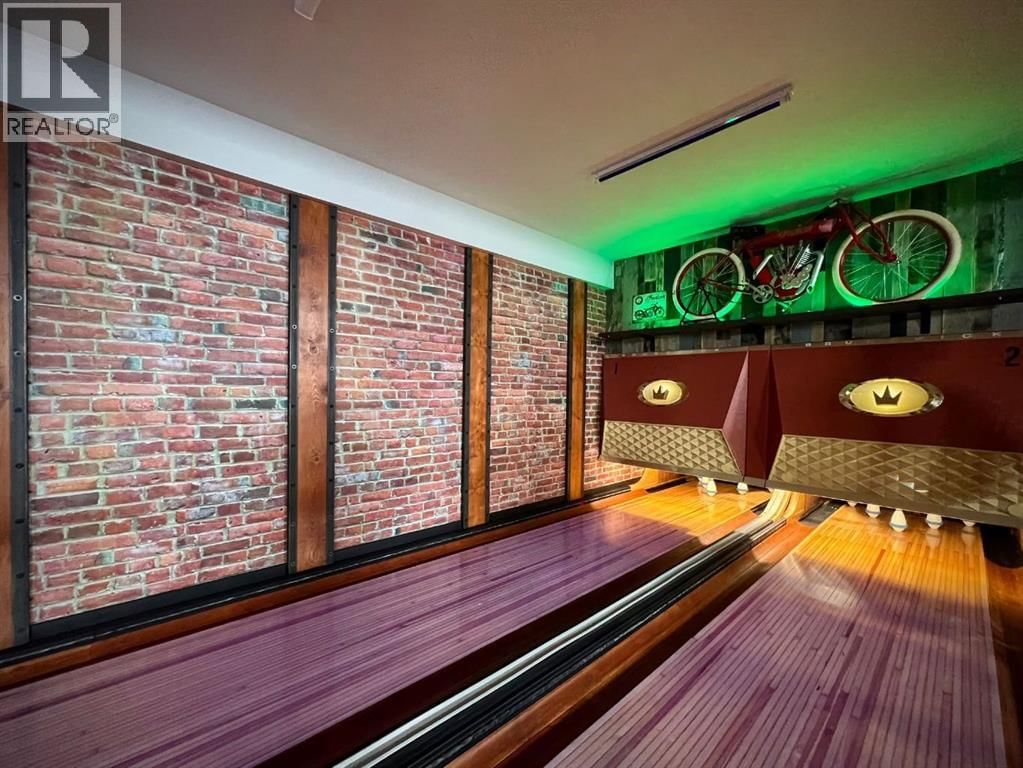 10004 100 STREET Image 8