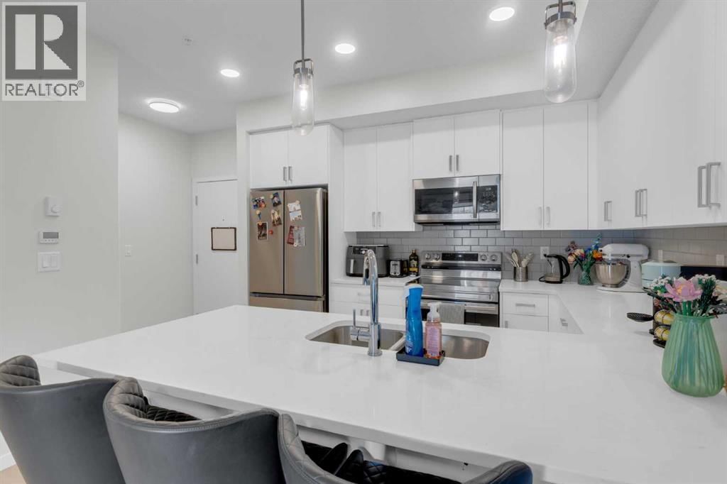 33 CARRINGHAM GATE NW Image 11