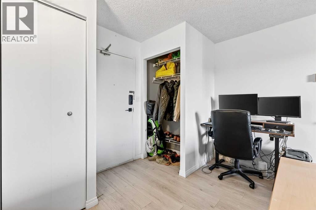 111 14 AVENUE SOUTHEAST Image 13