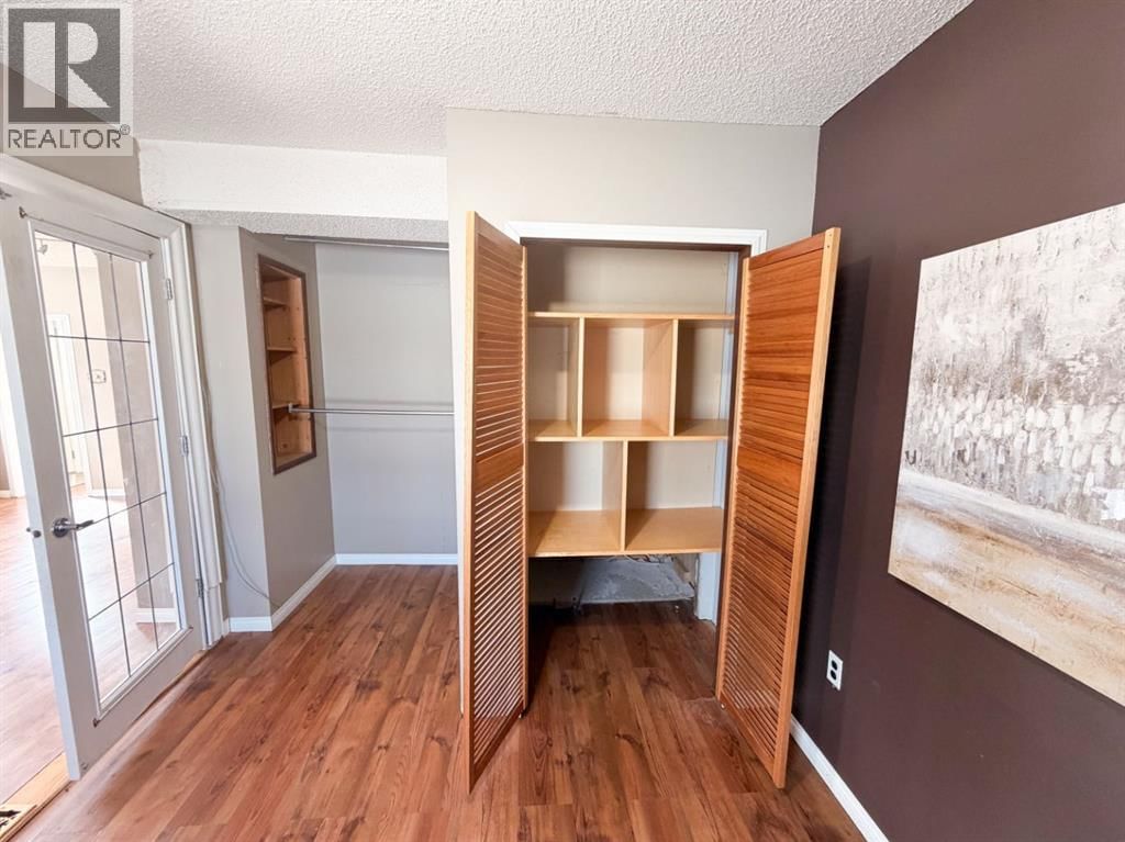 112 5 STREET Image 12