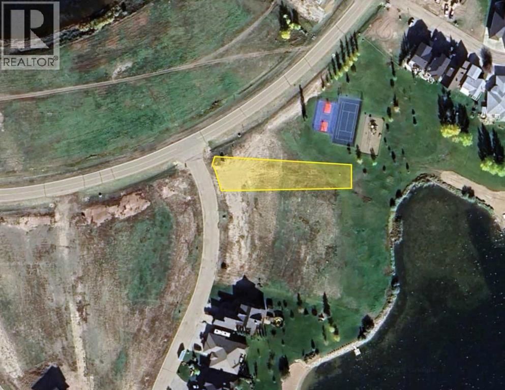 25 Kingfisher Estates Drive, Lake Newell Resort, Alberta T1R 0X5