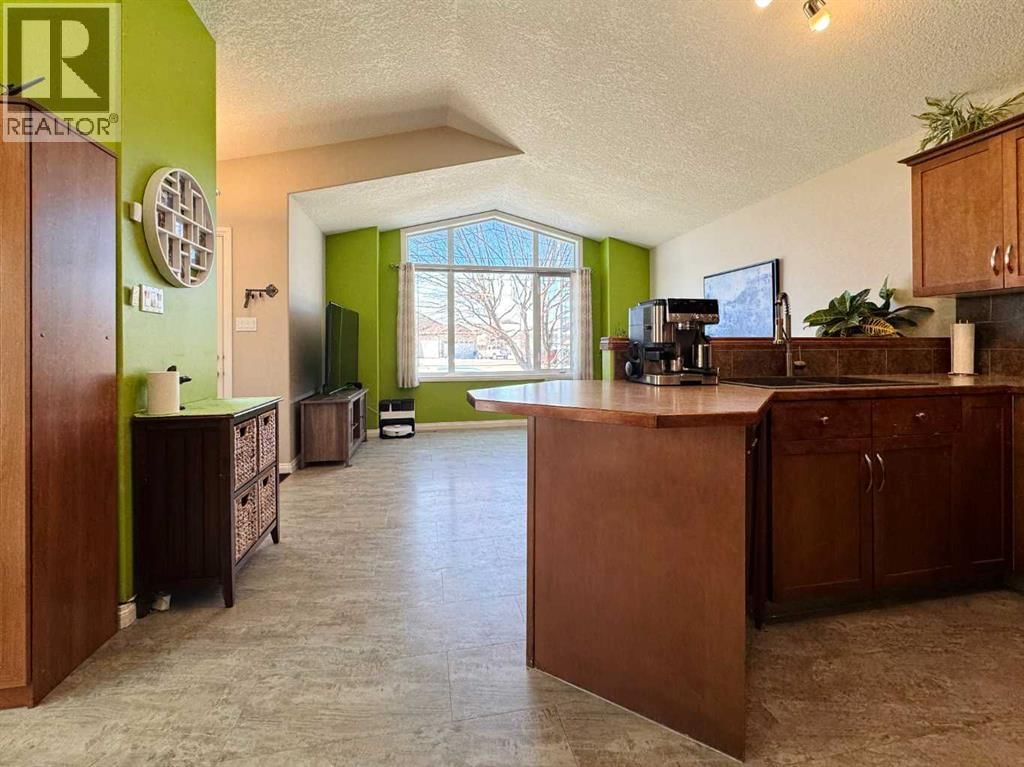 248 ABERDEEN ROAD WEST Image 10