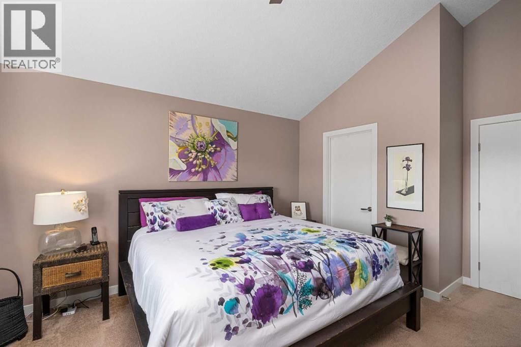 521 9 AVENUE NORTHEAST Image 21