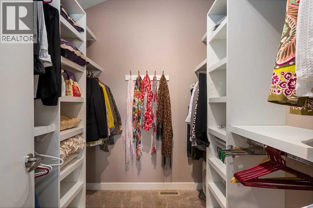 521 9 AVENUE NORTHEAST Image 26