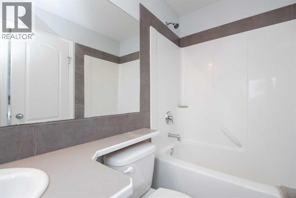 81 INGLEWOOD DRIVE Image 17