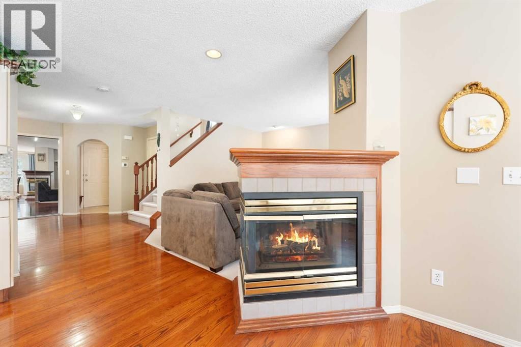 69 HAMPSTEAD GARDENS NORTHWEST Image 32