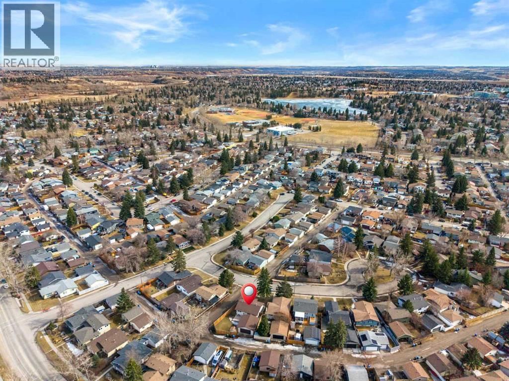 16 MIDCREST RISE SOUTHEAST Image 36