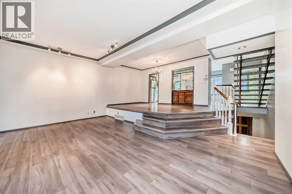 4037 42 Street property photo