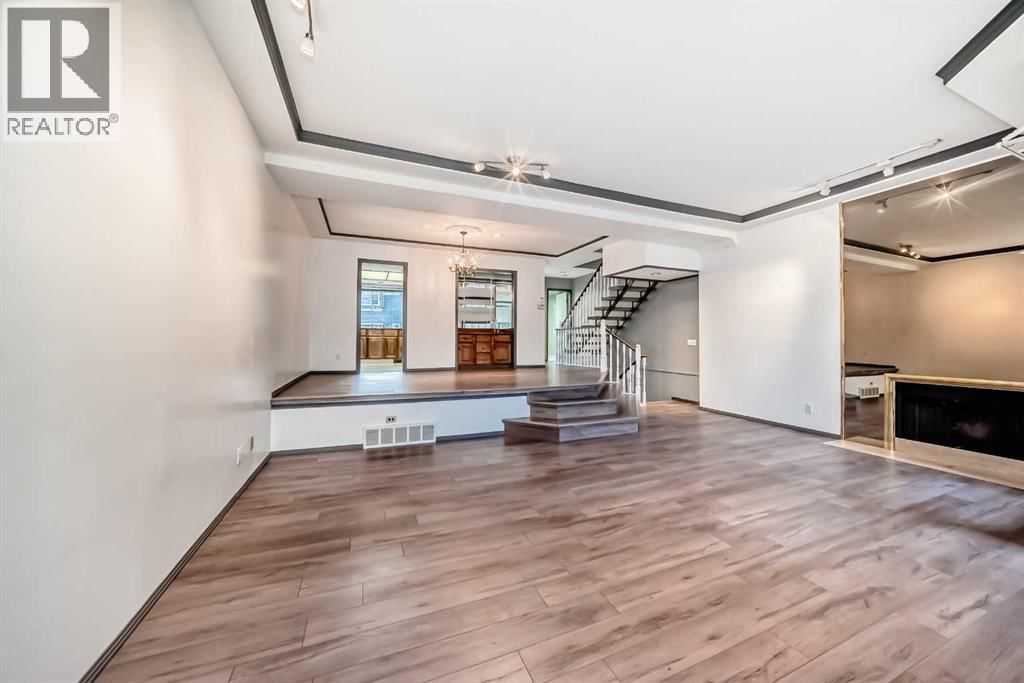 4037 42 Street property photo