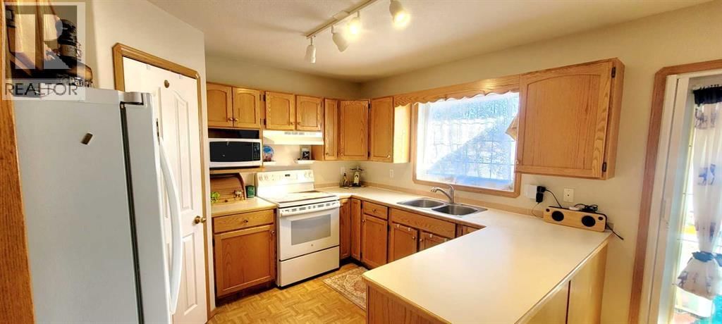 72 OWENS CLOSE Image 19