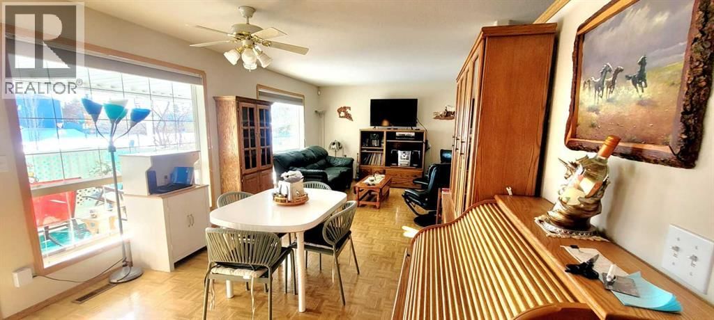 72 OWENS CLOSE Image 23