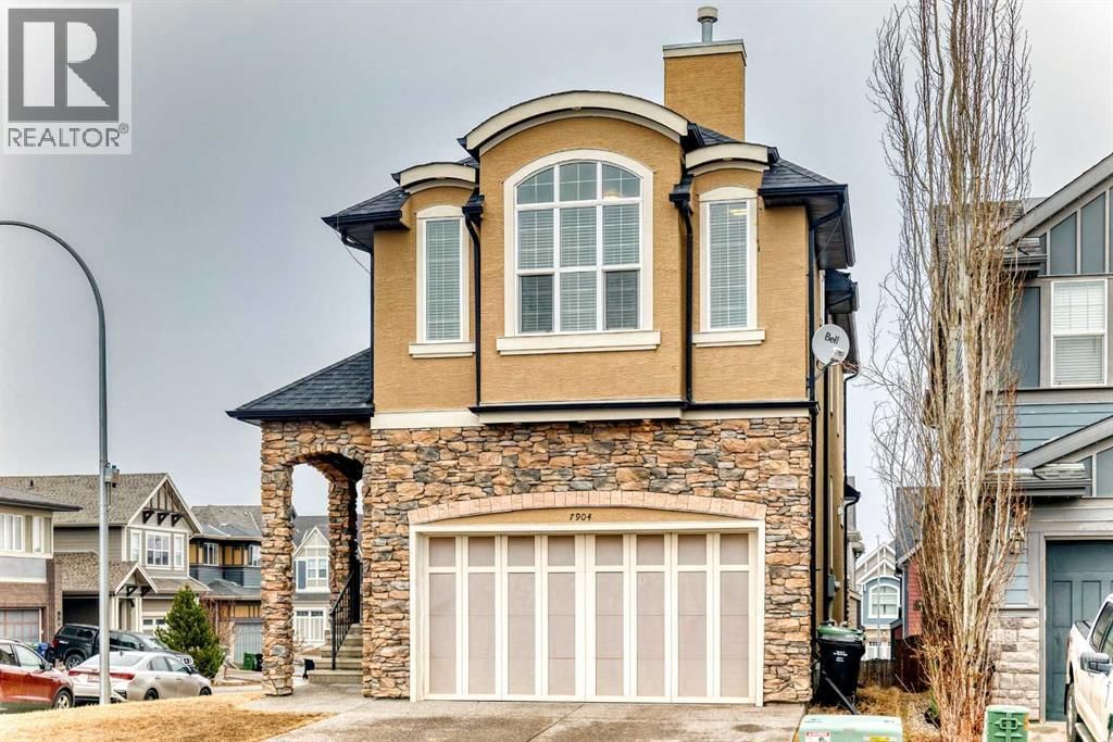 7904 MASTERS BOULEVARD SOUTHEAST Image 1