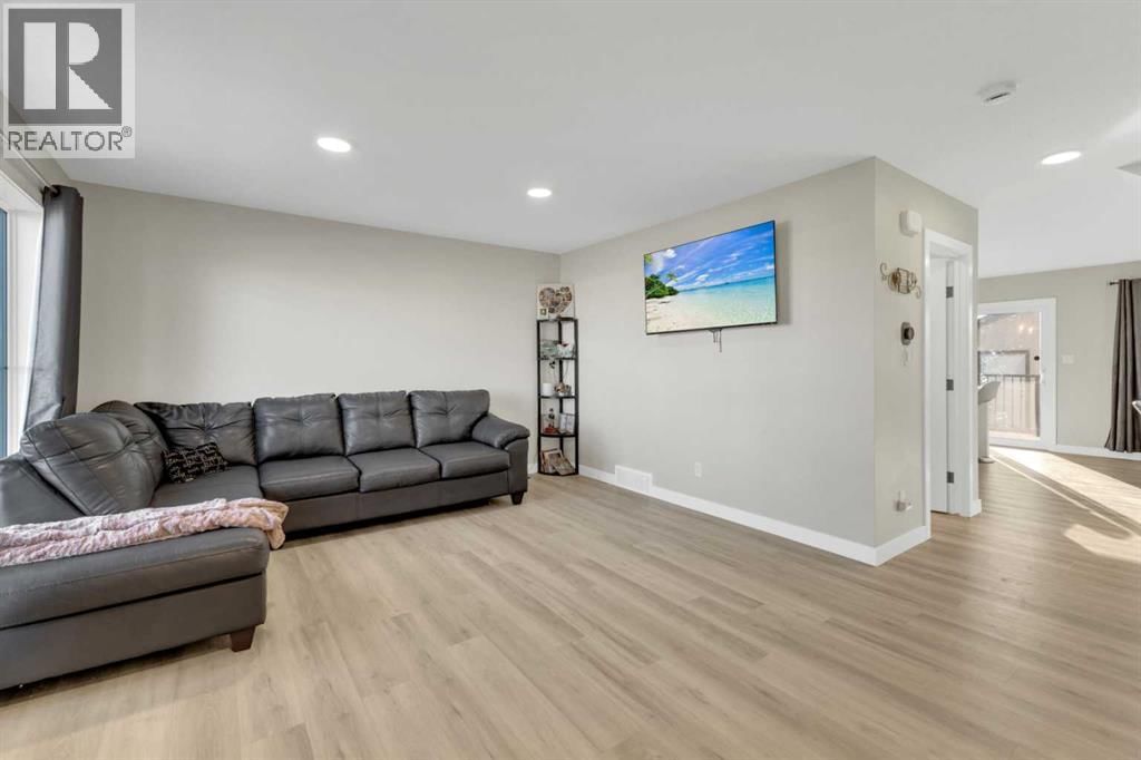 24 STATION DRIVE Image 6