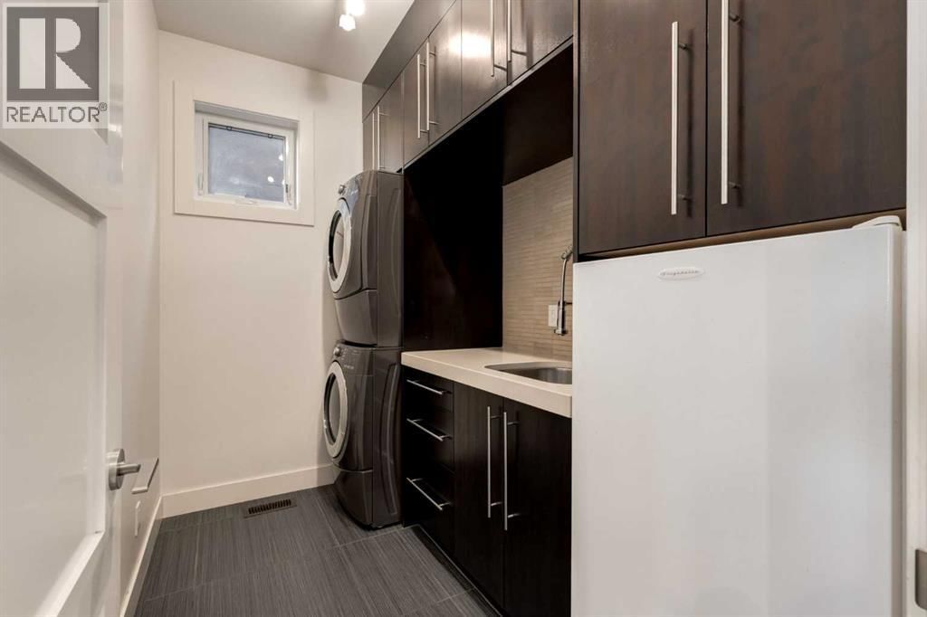 1711 27 STREET SOUTHWEST Image 9