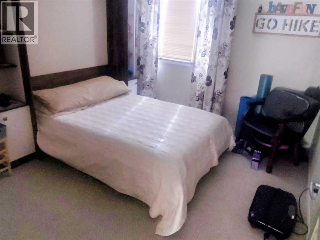 198 WESTLAND STREET Image 29