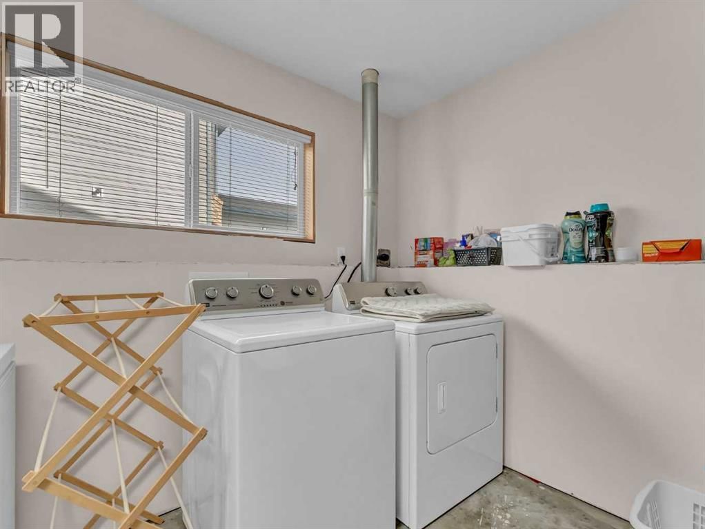 123 UPLAND ROAD WEST Image 31