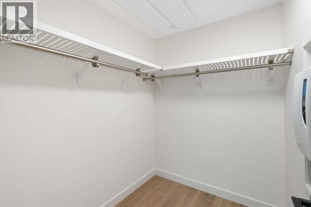 1505 SPRING CREEK GATE Image 20