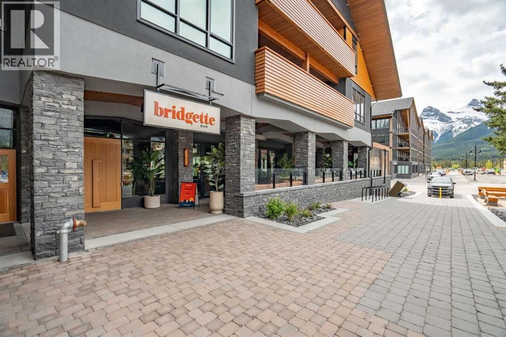 1505 SPRING CREEK GATE Image 34