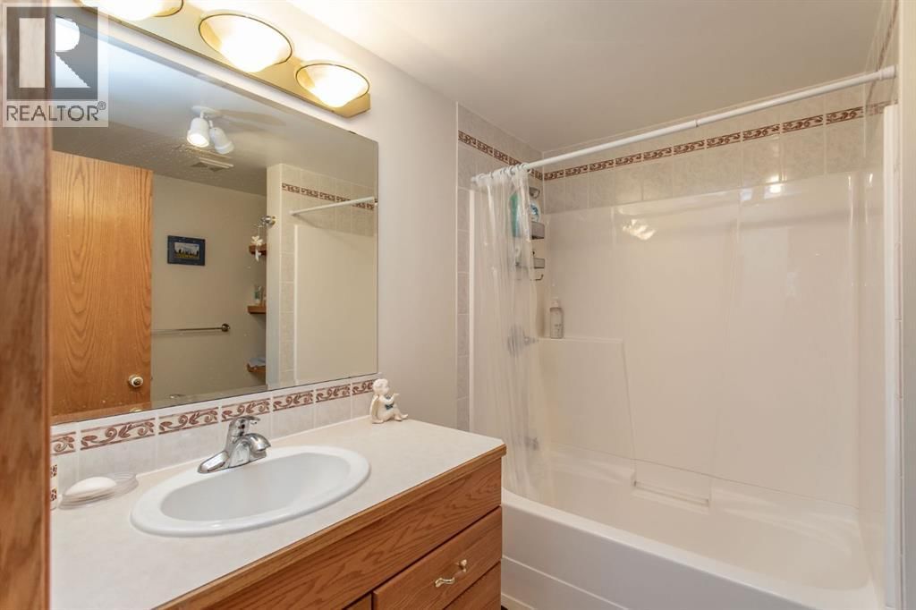 52 ANQUETEL STREET Image 36