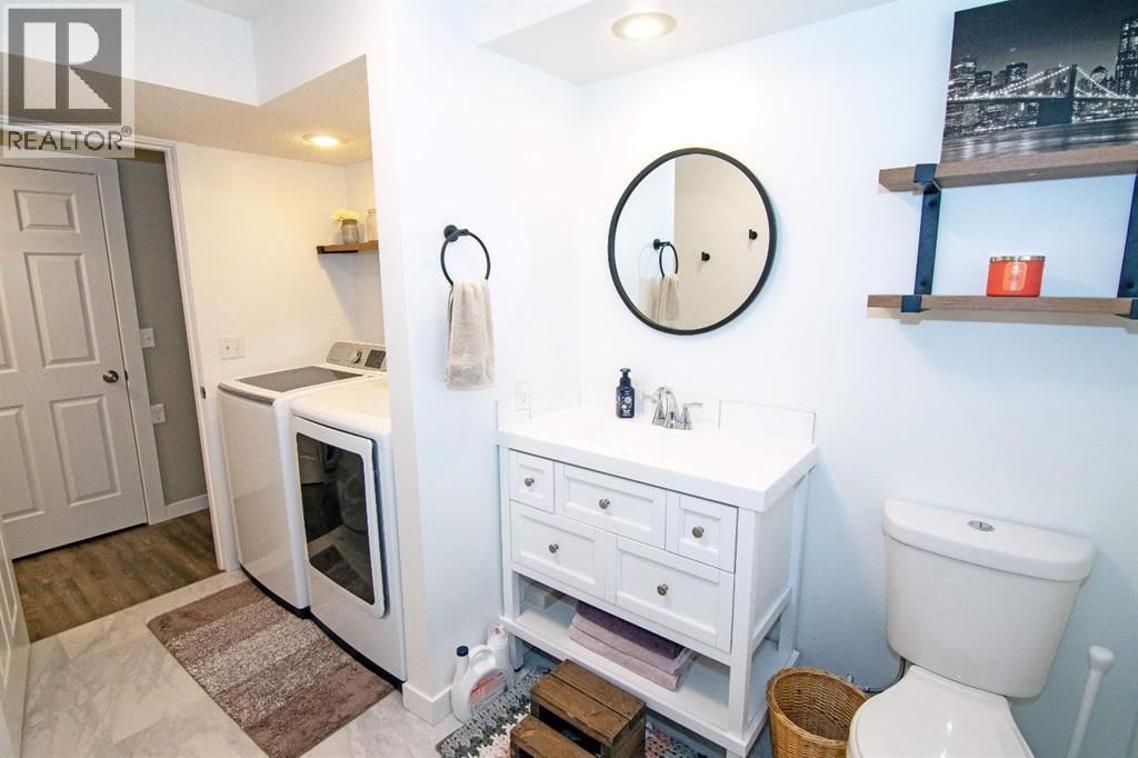 404 18 STREET SOUTHEAST Image 27