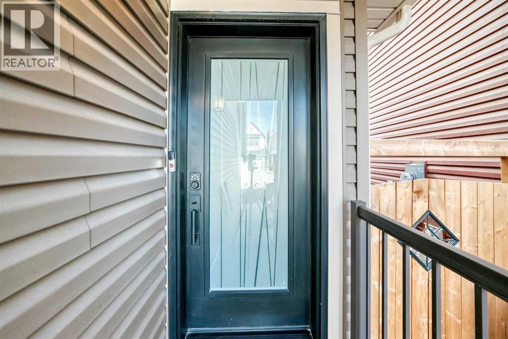 357 NOLANHURST CRESCENT NORTHWEST Image 2