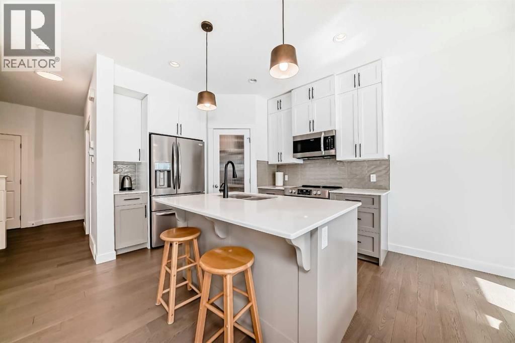 357 NOLANHURST CRESCENT NORTHWEST Image 3