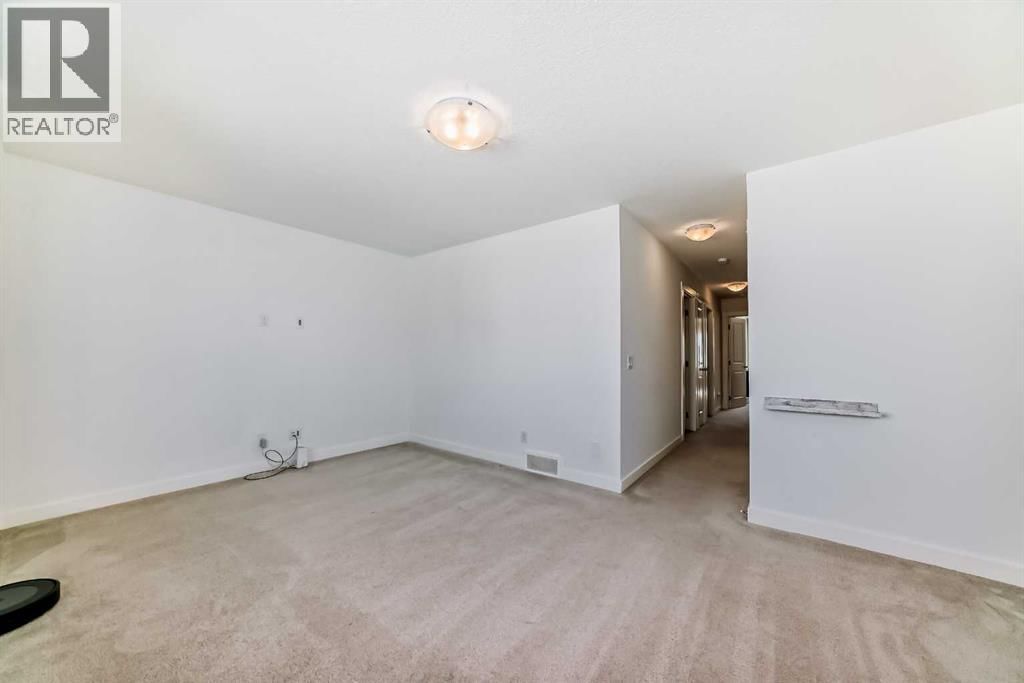 357 NOLANHURST CRESCENT NORTHWEST Image 37