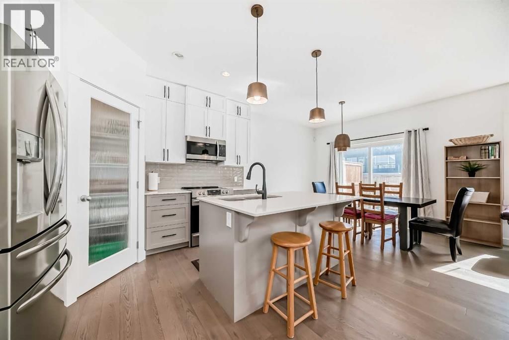 357 NOLANHURST CRESCENT NORTHWEST Image 4