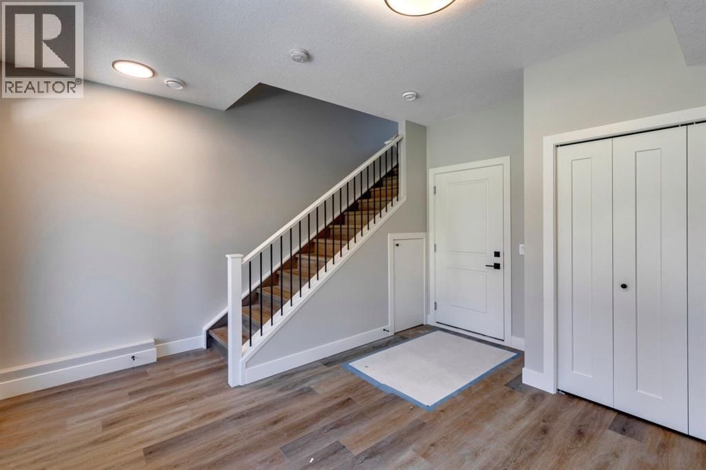81 Royal Elm Green property photo