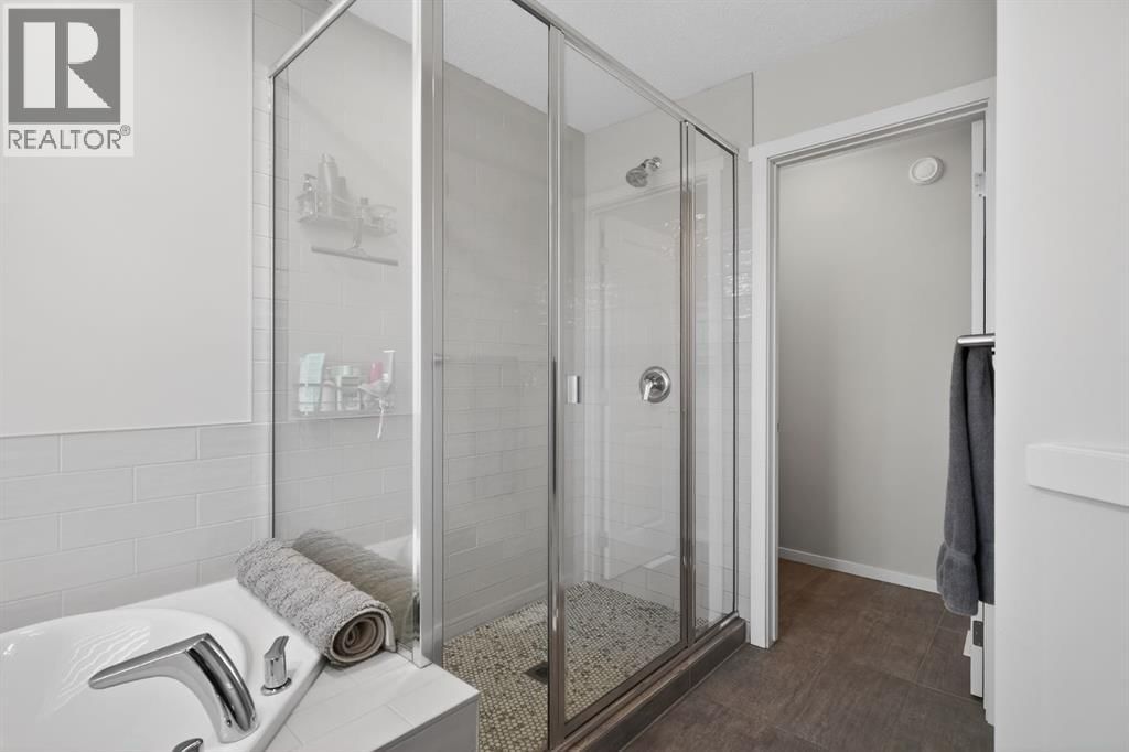 37 KINGSBURY CLOSE SOUTHEAST Image 36