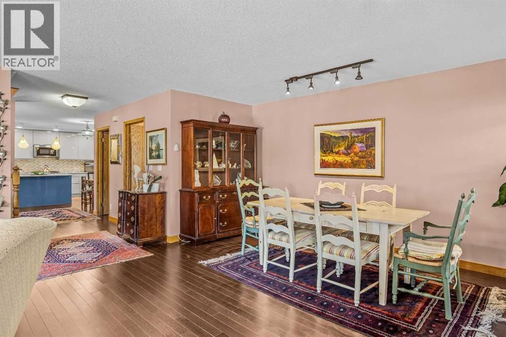 349 OTTER STREET Image 19