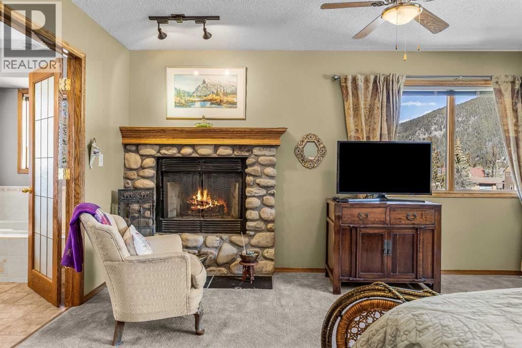 349 OTTER STREET Image 26