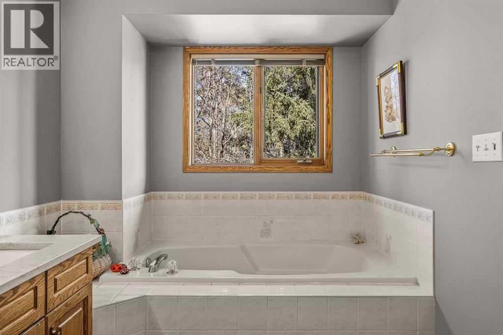 349 OTTER STREET Image 33