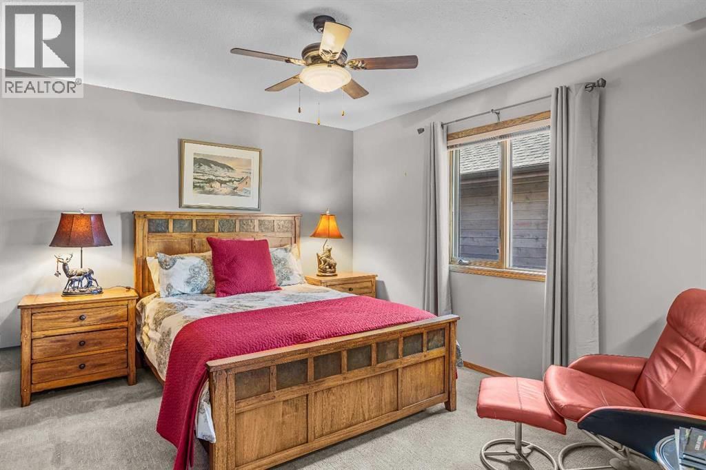 349 OTTER STREET Image 36