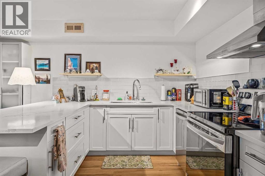 349 OTTER STREET Image 38