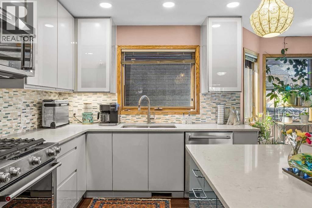 349 OTTER STREET Image 8