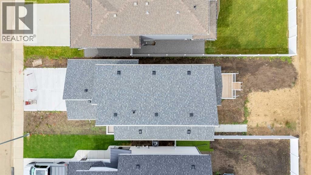 114 PALMER CIRCLE Image 34