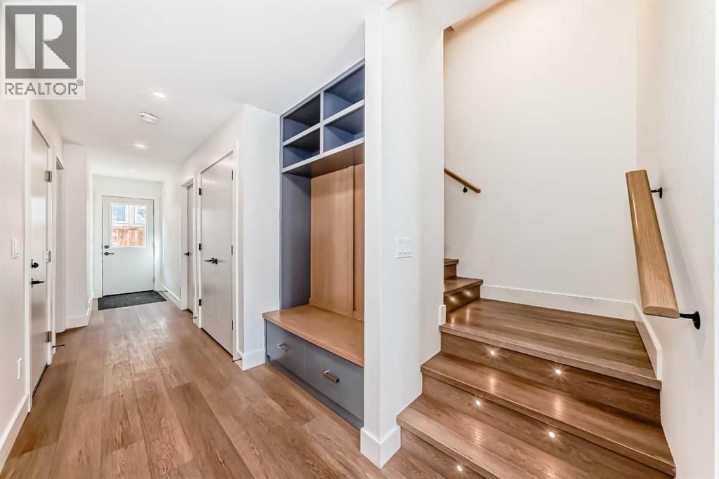 305 18 STREET NORTHWEST Image 4