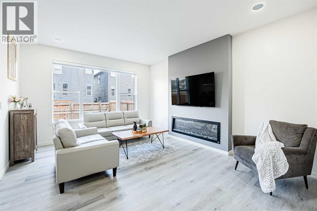 66 HOMESTEAD PARK NORTHEAST Image 12