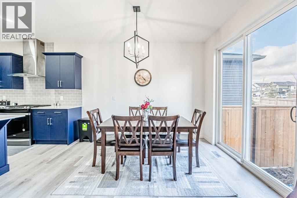 66 HOMESTEAD PARK NORTHEAST Image 13