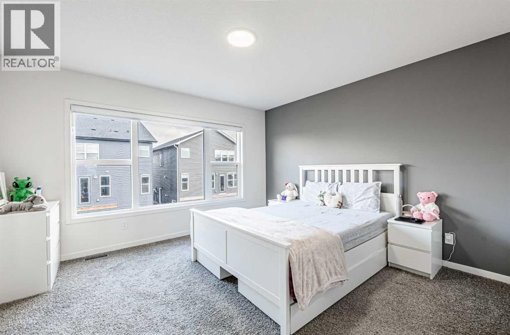 66 HOMESTEAD PARK NORTHEAST Image 22