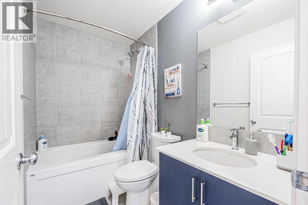 66 HOMESTEAD PARK NORTHEAST Image 27