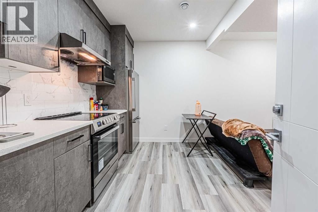 66 HOMESTEAD PARK NORTHEAST Image 34