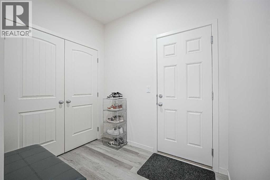 66 HOMESTEAD PARK NORTHEAST Image 5