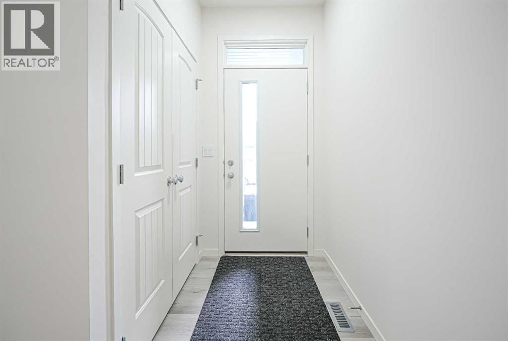 66 HOMESTEAD PARK NORTHEAST Image 7