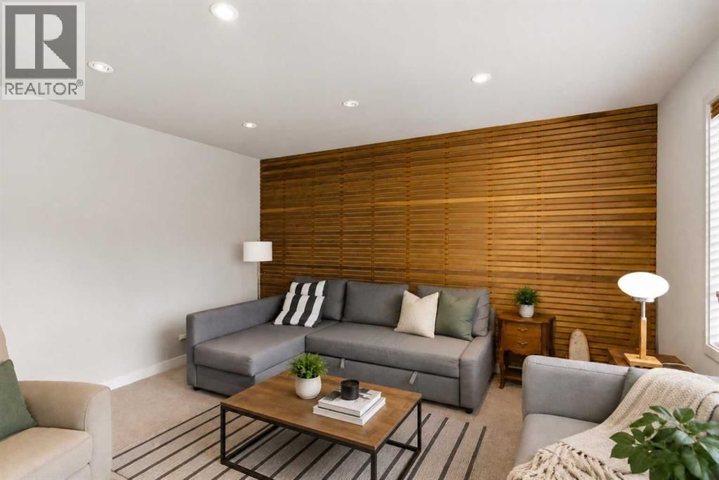 2910 Marquette Street property photo