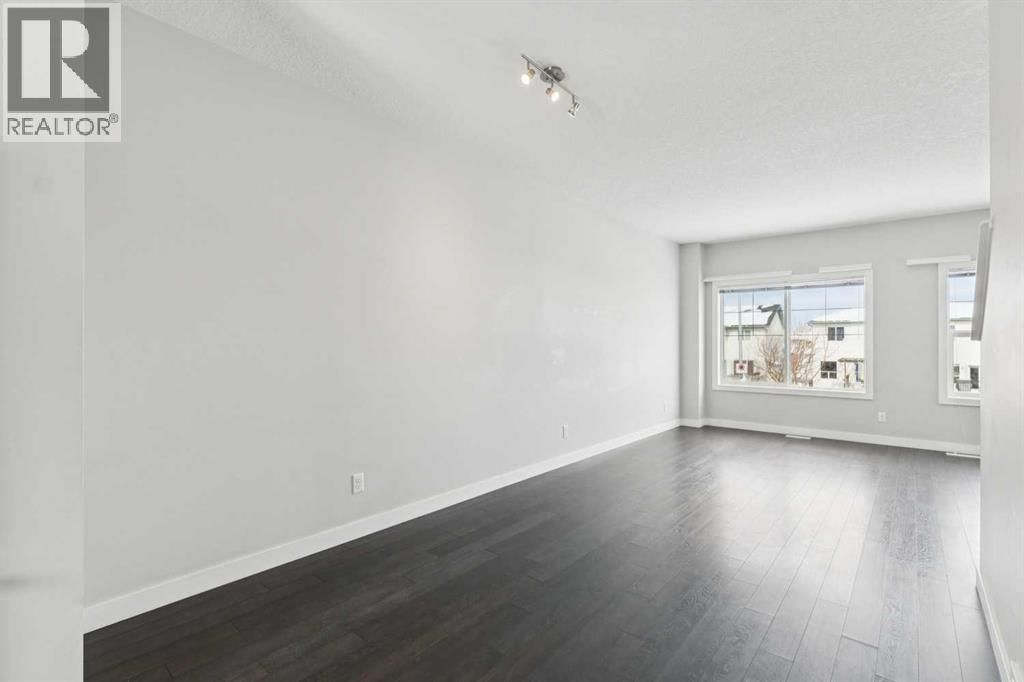 2506 JUMPING POUND COMMON Image 12