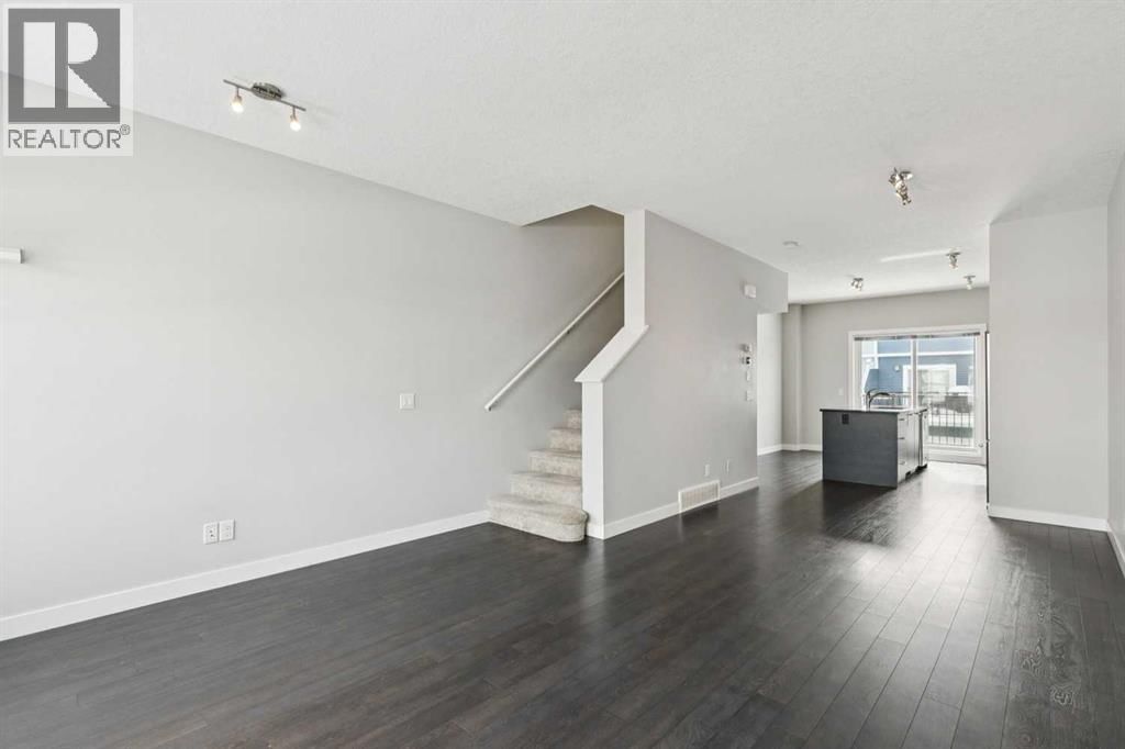 2506 JUMPING POUND COMMON Image 13