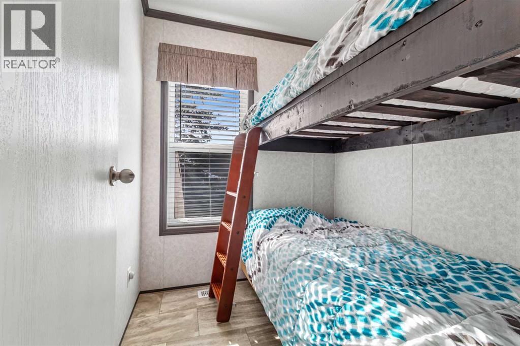 10046 TOWNSHIP ROAD 422 Image 12