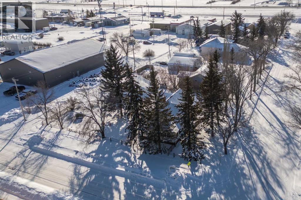 5037 52 STREET Image 29